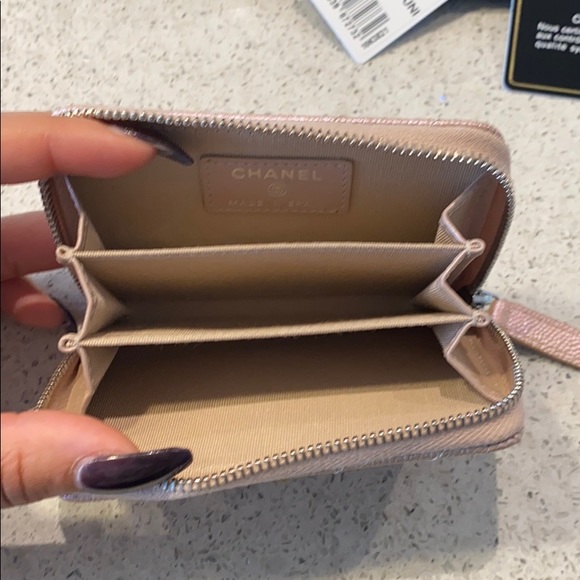 Chanel Wallet - Picture 4 of 5